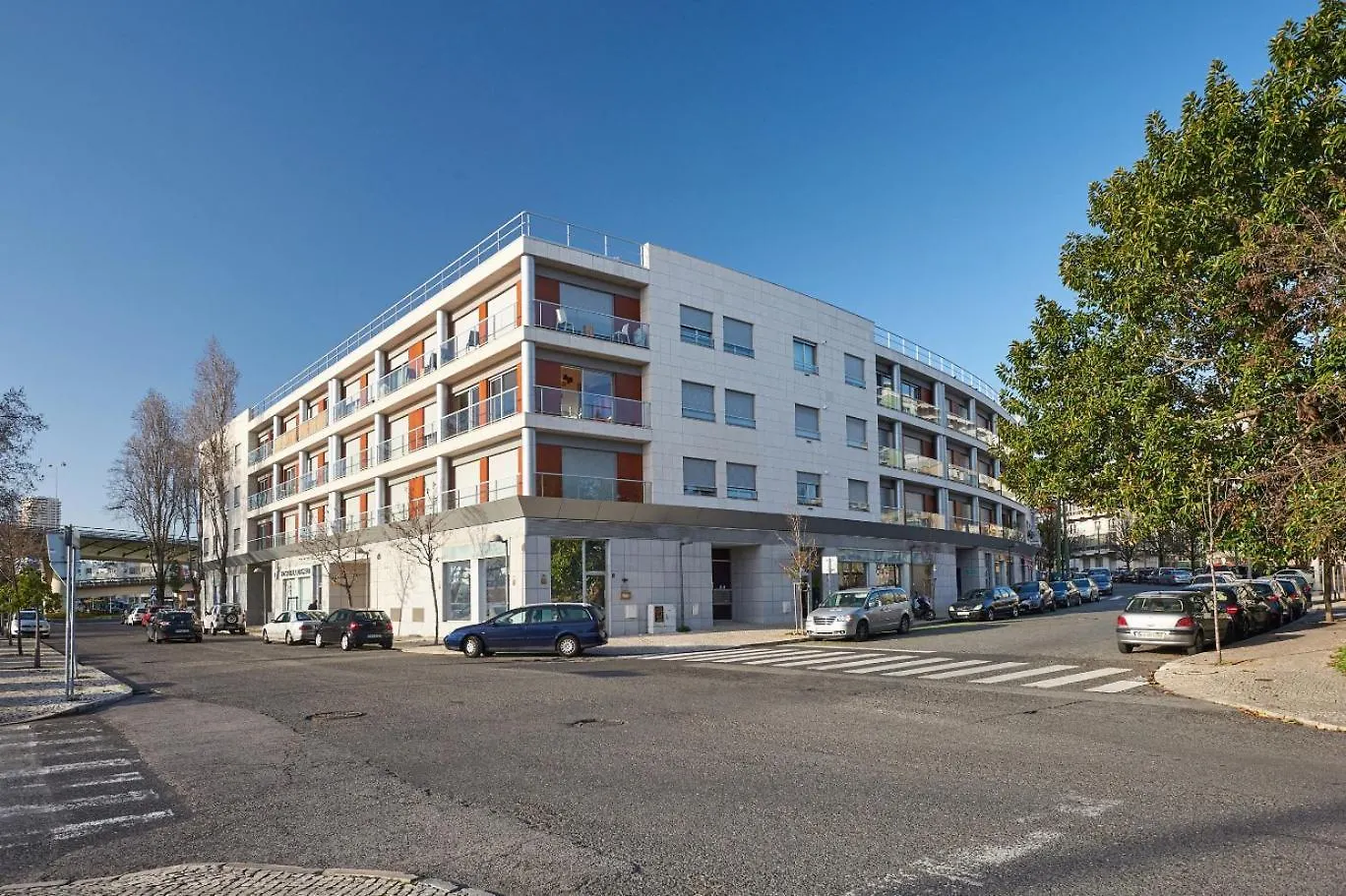 Beguest Premium Lisbon Suites 0*,